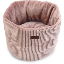 Designed by Lotte Ribbed-kissanpeti