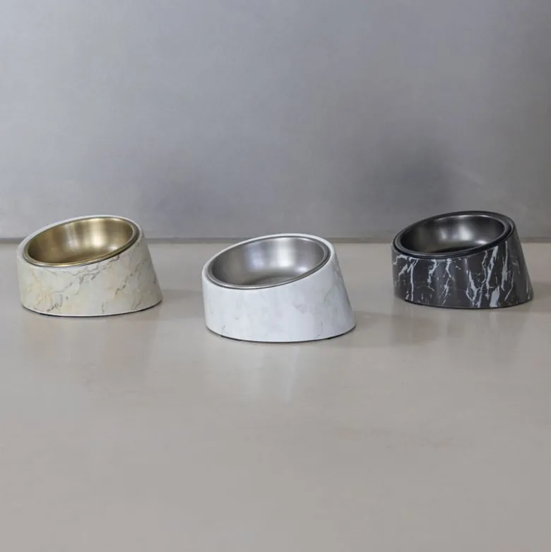 Designed by Lotte Vita melamiininen kissankulho