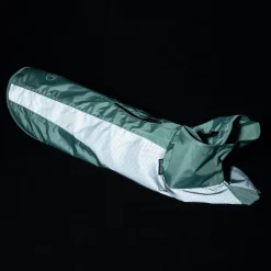 Nomad Tales Spirit Reflective Mint -sadetakki koiralle