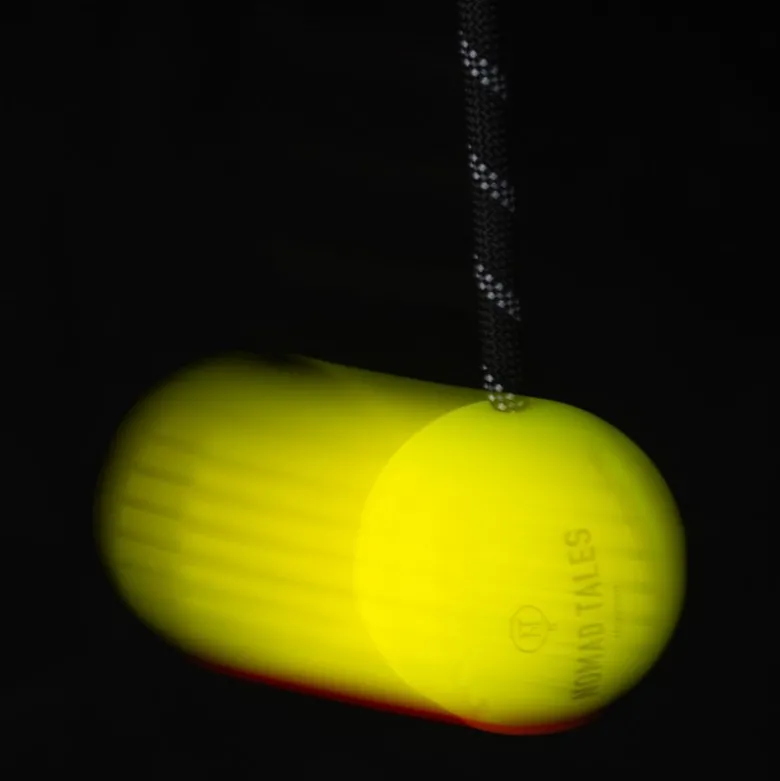 Nomad Tales Spirit USB LED -narupallo