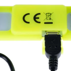 Nomad Tales Spirit USB -valaiseva silikoninauha