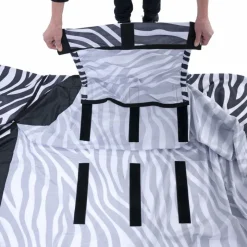 Nomad Tales Zebra -kärpäsloimi kiinteällä kaulaosalla