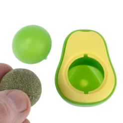 TIAKI Avocado kissanminttupallo