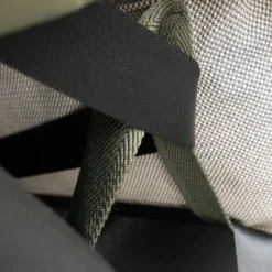 TIAKI -ilmalla täytettävä autoistuin