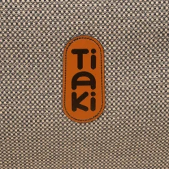 TIAKI -ilmalla täytettävä autoistuin