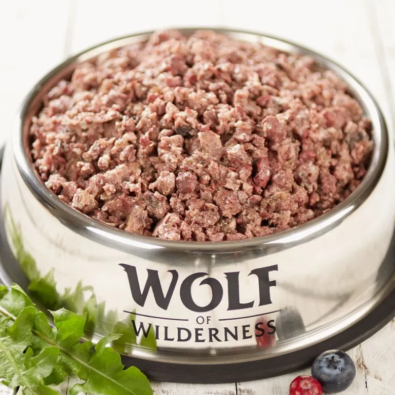 Wolf of Wilderness MINI Adult -säästöpakkaus 24 x 150 g – rasia
